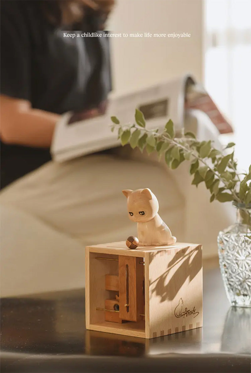 Playful Cat with Ball - Automatic cat toy | Wooden Ornaments - Mike Uncle